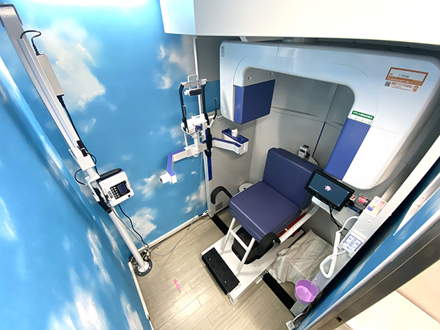精密診断に使用する高精度歯科用CT